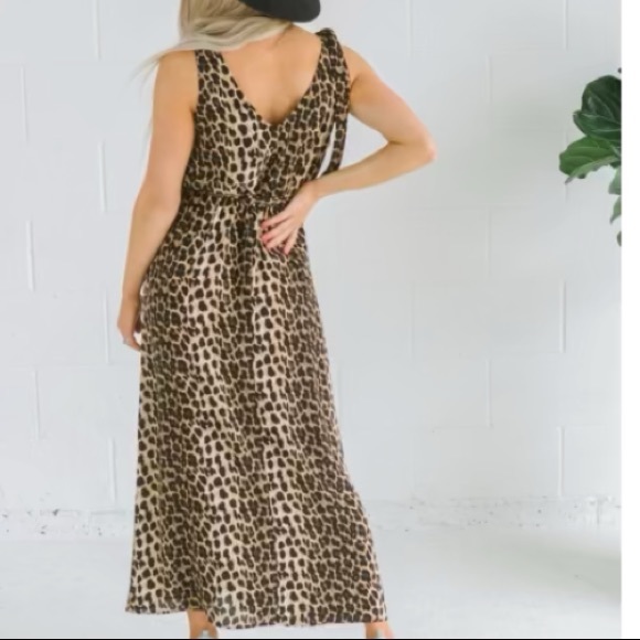 Leopard print all tied up maxi dress NWOT - Picture 5 of 5